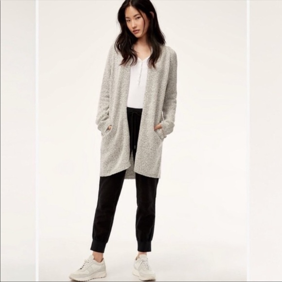 Aritzia Cardigan XXS Community - Picture 1 of 7